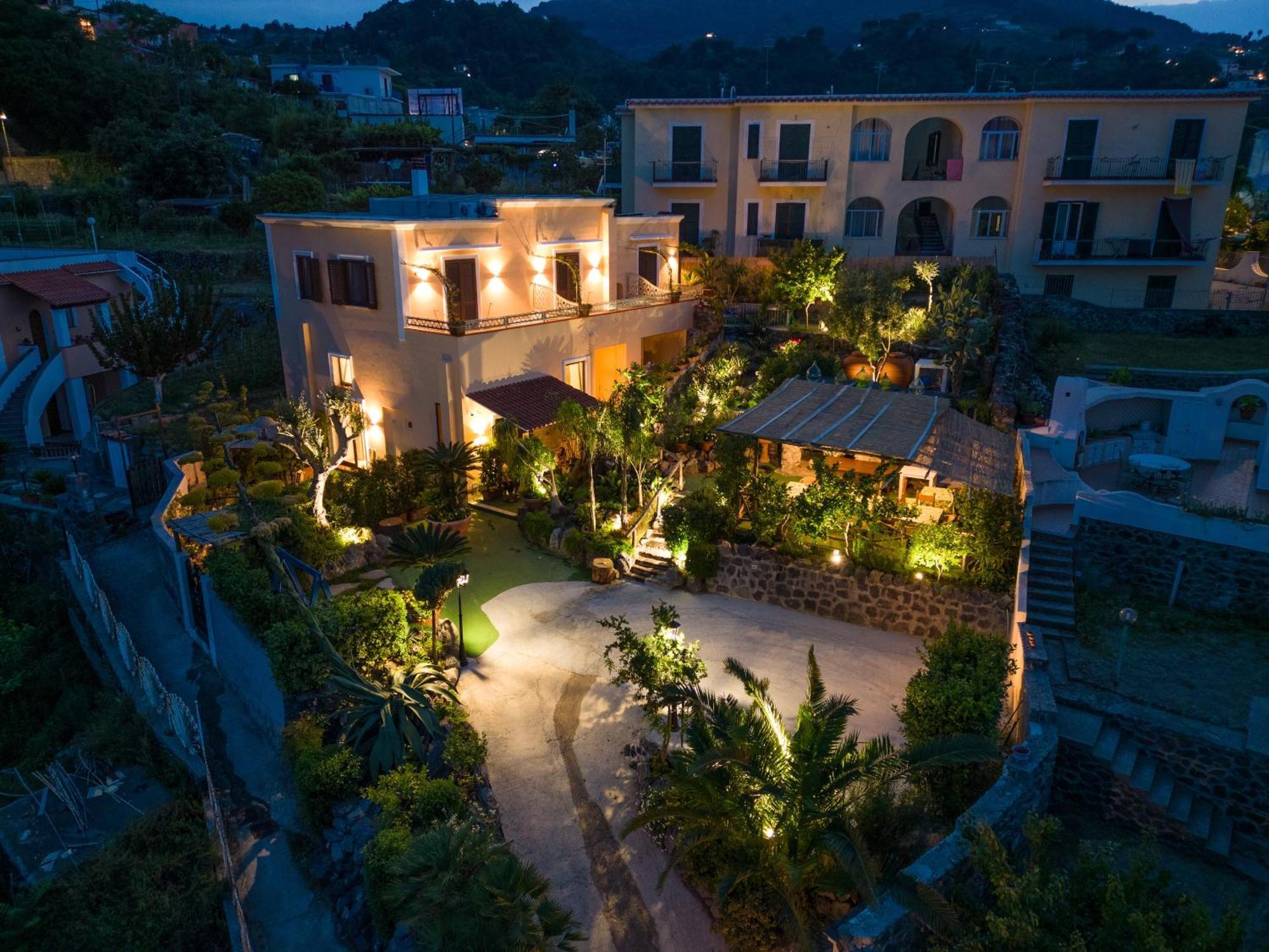 La Rosa - Luxury B&B Іскія Екстер'єр фото